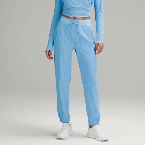 lululemon blue License to Train High-Rise Pant - Picture 3 of 9